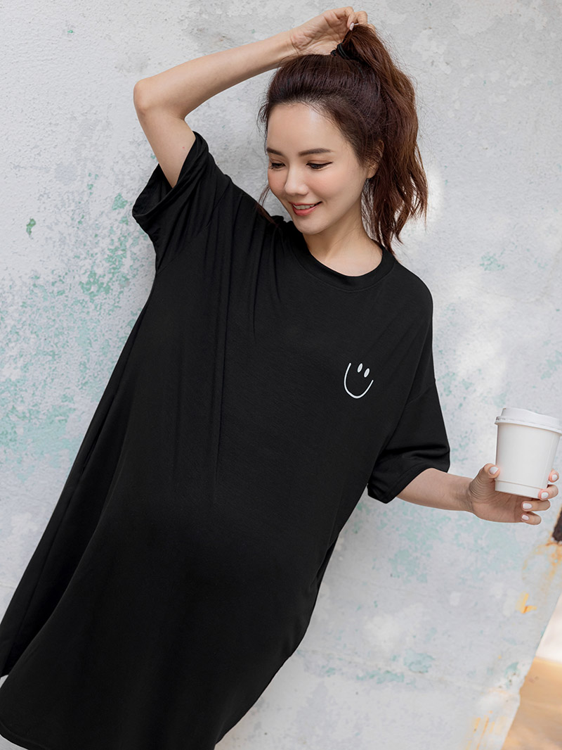 韓國空運。微笑側袋寬版薄棉洋裝