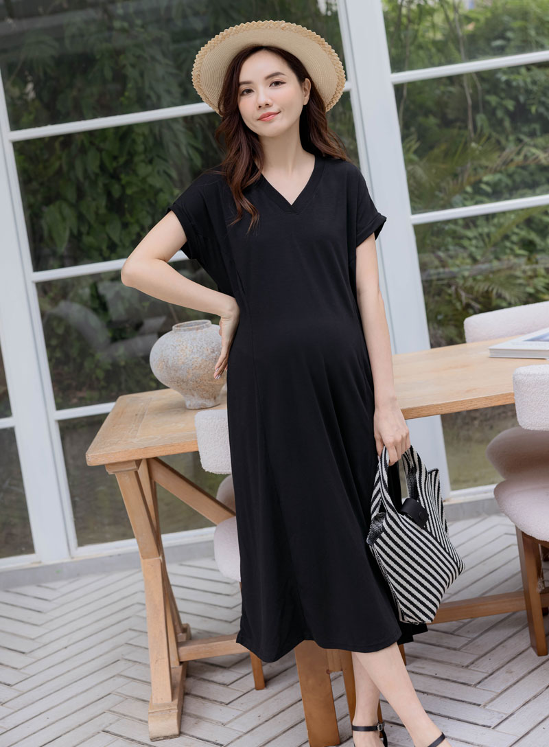 韓國空運。V領單色微傘顯瘦長洋