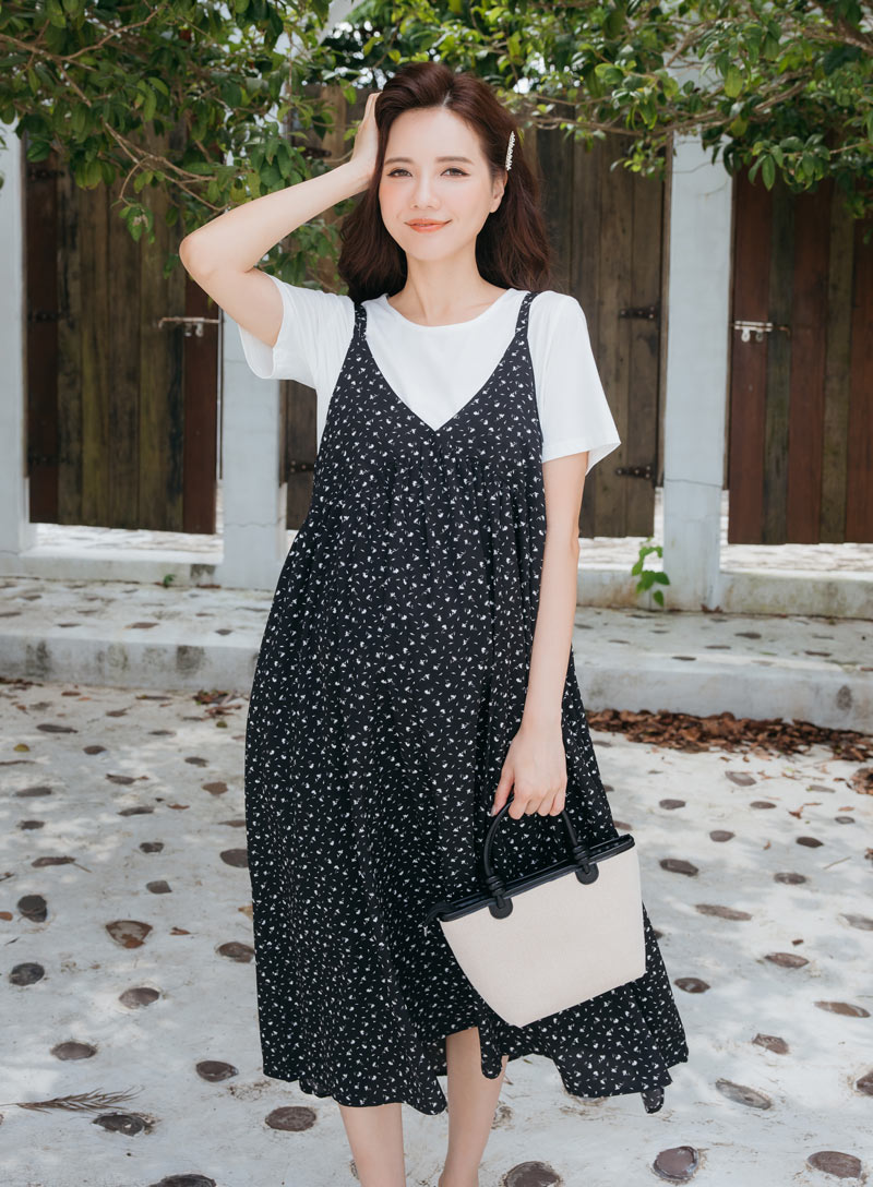 孕婦裝。二件套白棉T+碎花雪紡吊帶洋