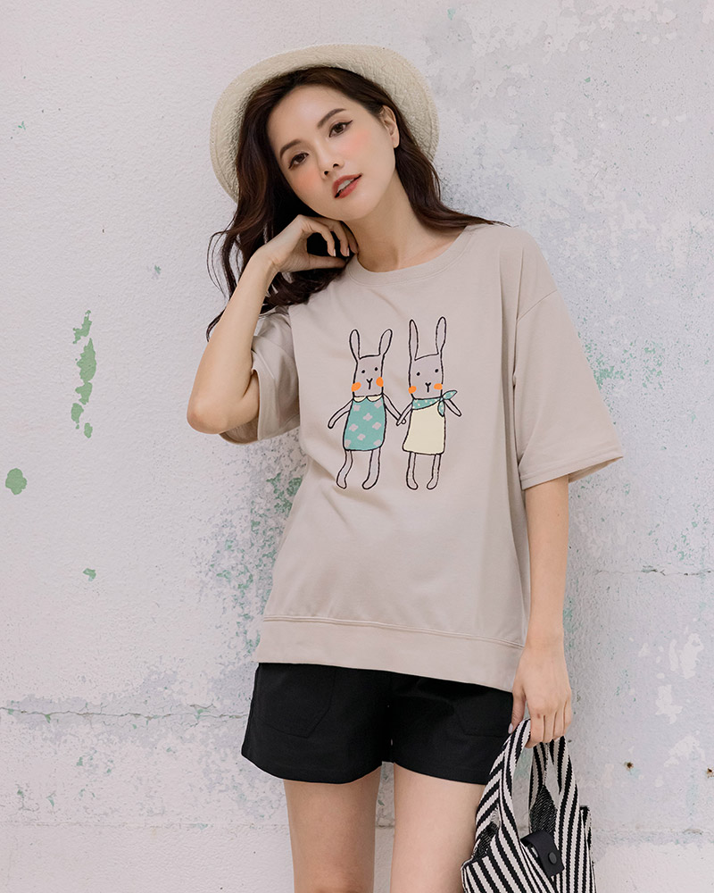 韓國空運。牽手兔兔棉上衣