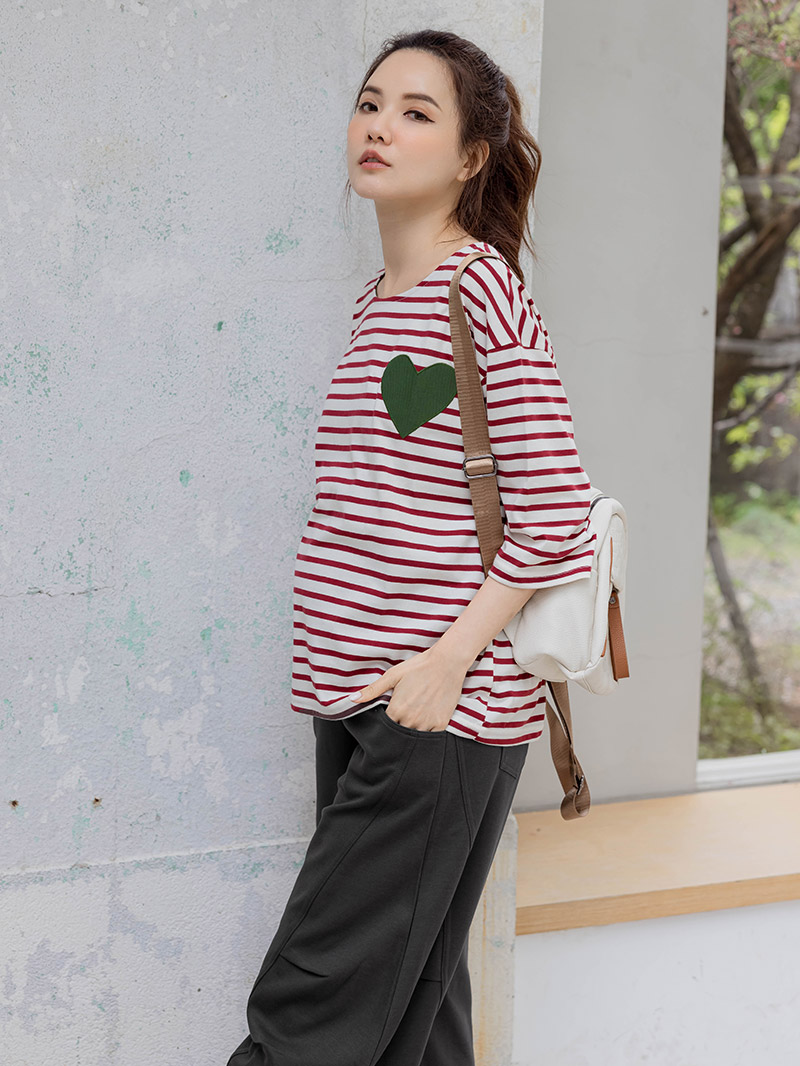 韓國空運。貼繡愛心條紋七分袖棉上衣