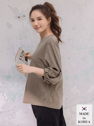 韓國空運。燈籠袖磨毛圓襬棉上衣