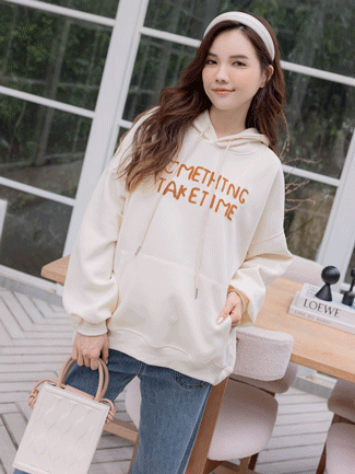 孕婦裝。連帽QQ毛立體英字棉T(暖)