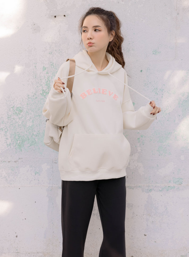 孕婦裝。連帽QQ英字BELIEVE棉T