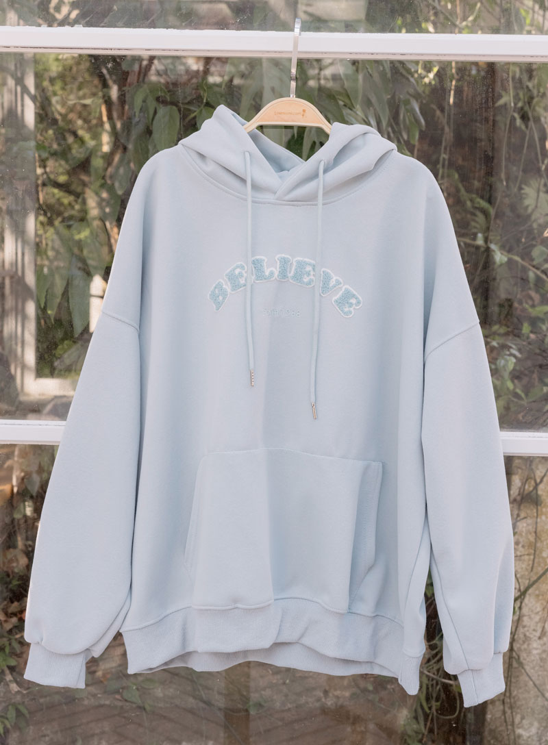 孕婦裝。連帽QQ英字BELIEVE棉T