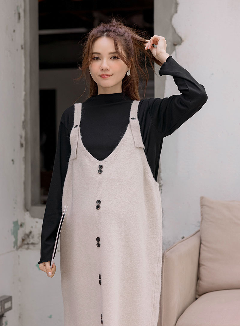 孕婦裝。微立領素面木耳捲內搭衣
