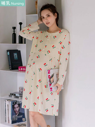 月子服。櫻桃雙口袋側掀長袖哺乳洋